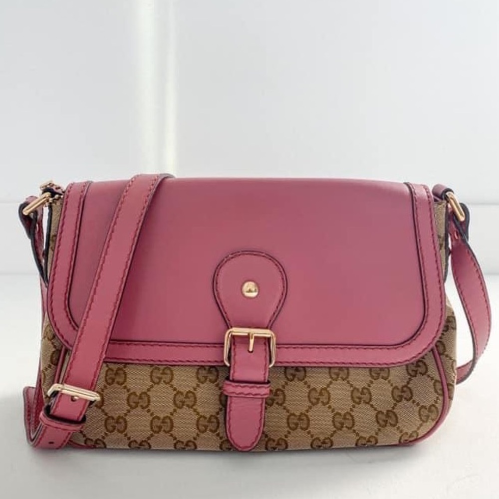 Gucci Monogram Horsebit Flap Crossbody Bag in Pink